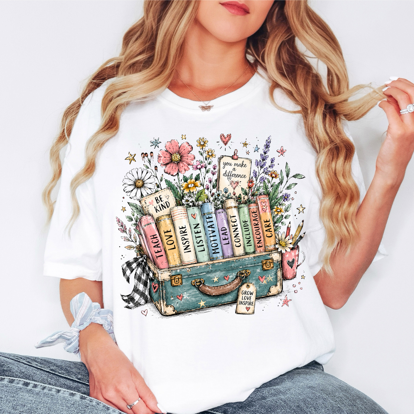 Be kind, suitcase full of books- Faith T-shirt